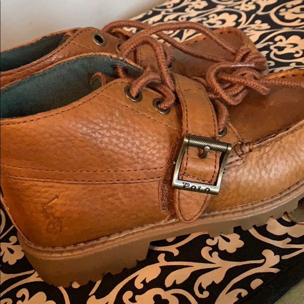 Boy boots